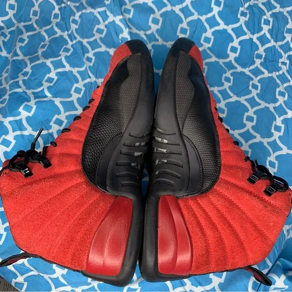 Nike Air Jordan 12 Men’s size 10 Reverse flu game retro og red black bred bulls